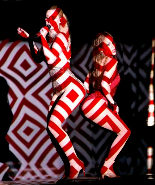 Iggy Azalea (L) and Jennifer Lopez perform