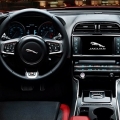 XE_16MY_088_GEE_gallery_desktop-1366x769_tcm97-113469_desktop_1366x769