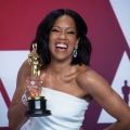 Regina King poses backstage with the Oscar® for performance by an actress in a supporting role during the live ABC Telecast of The 91st Oscars® at the Dolby® Theatre in Hollywood, CA on Sunday, February 24, 2019.