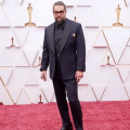Jason Momoa arrives on the red carpet of the 94th Oscars® at the Dolby Theatre at Ovation Hollywood in Los Angeles, CA, on Sunday, March 27, 2022.