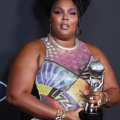 Entertainer-of-the-Year-Lizzo