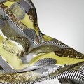 vlisco_parade_of_charm_scarve_01_low-res