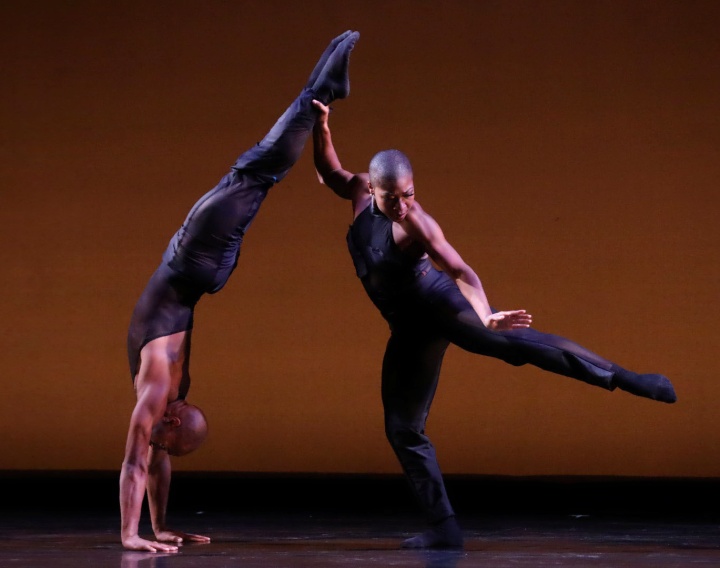 DBDT dancers Xavier Mack and Lailah LaRose dancing in From Within choreographed by Nijawwon Matthews. Photograph by Amitava Sarkar